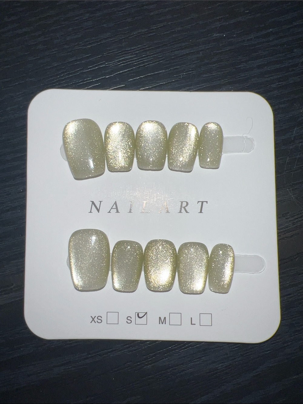 NAILA Shimmery Pearl Gold Press-On Nails